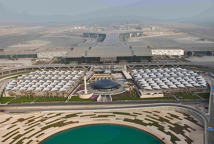 8º - O Aeródromo Internacional de Hamad, em Doha, capital do Qatar, oferece uma pista de 4.877 metros, a maior do Oriente Médio. Ele foi construído para substituir o antigo Aeroporto Internacional de Doha, desativado em maio de 2014. Reprodução: Flipar