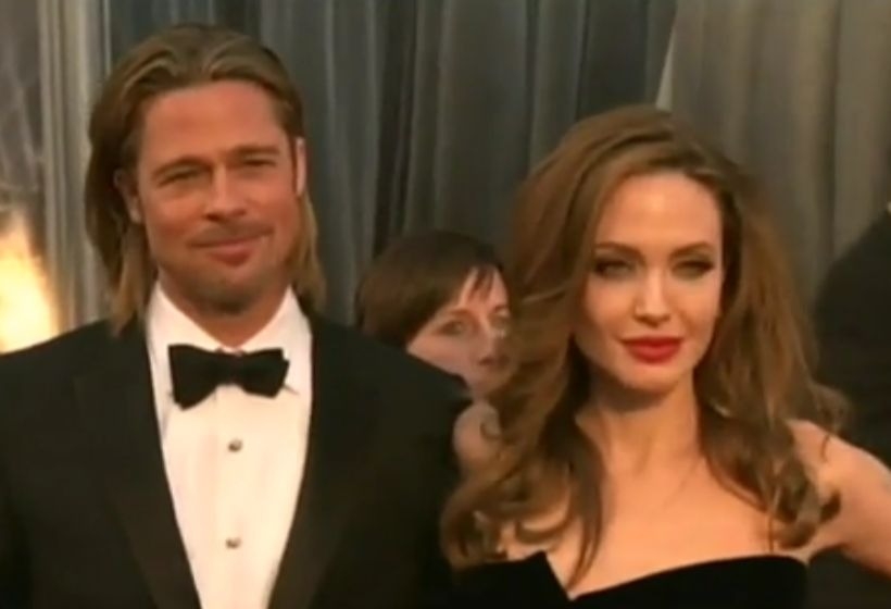 Um dos casais mais famosos do mundo por alguns anos, Brad Pitt e Angelina Jolie enfrentam um divórcio polêmico que envolve bens materiais valiosos, como a vinícola Château Miraval, e também outro sobre os filhos,em um processo de 350 milhões de dólares. Reprodução: Flipar