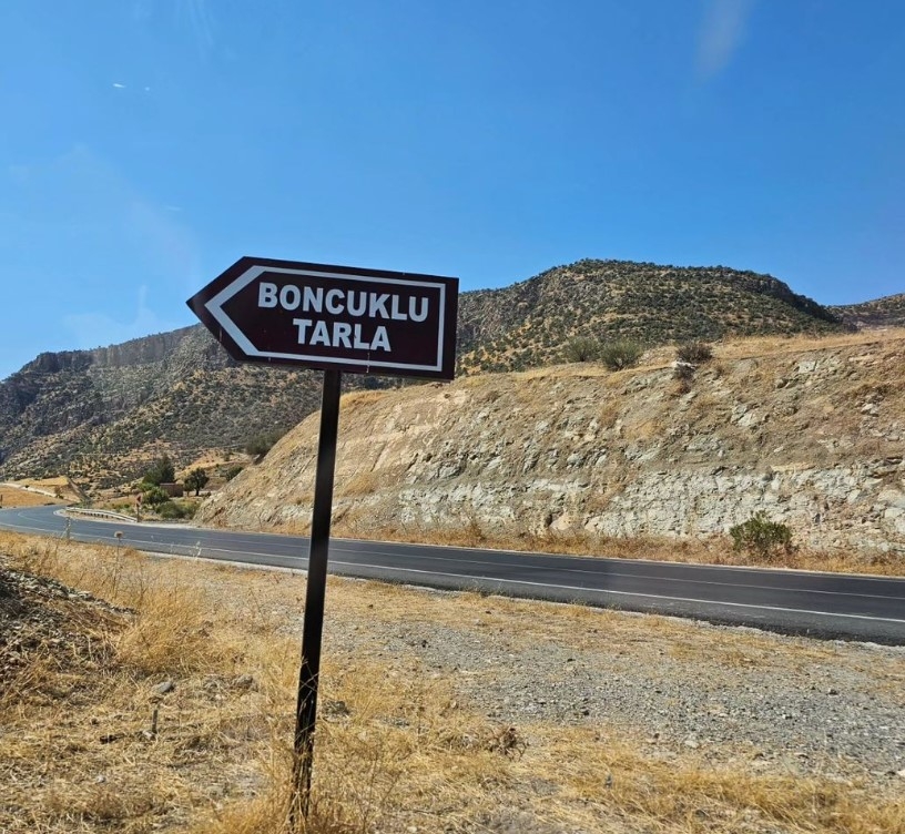 O sítio arqueológico de Boncuklu Tarla, na província turca de Mardin, foi descoberto em 2008 por uma equipe de arqueólogos 
 Reprodução: Flipar