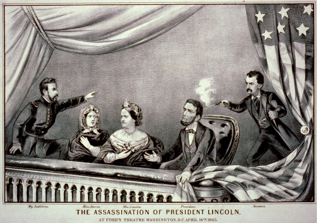 Lincoln estava no camarote do Teatro Ford quando foi baleado na cabeça, à queima-roupa, por John Wilkes Booth. O criminoso tinha planejado sequestrar o presidente para trocá-lo por prisioneiros Confederados. Mas mudou de ideia ao ouvir Lincoln defendendo o direito de voto dos negros. E decidiu matá-lo.  Reprodução: Flipar