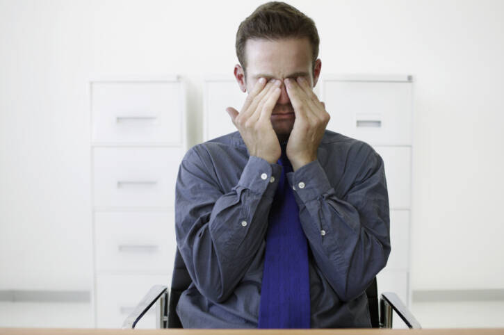 Perda de visão: visão turva ou dupla, especialmente se for em um olho só Thinkstock/Getty Images