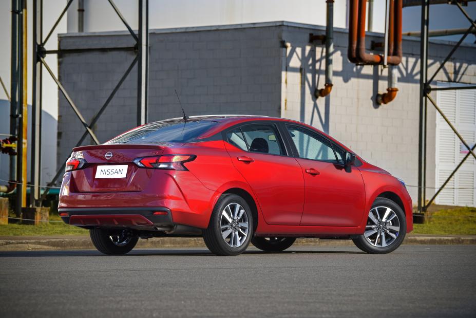 Divulgação do Nissan Versa SR