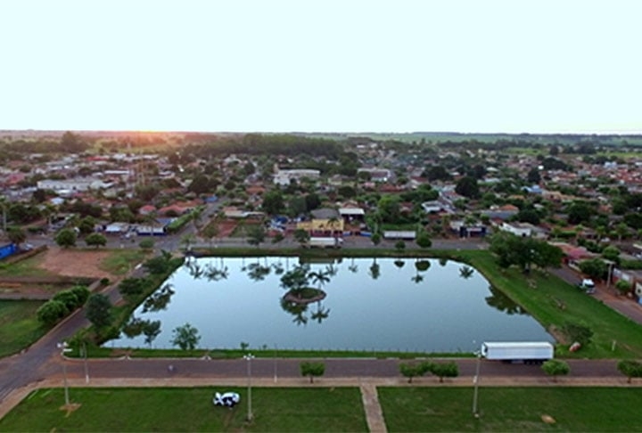 Batayporã (Mato Grosso do Sul) - Cidade com 11.300 habitantes numa área de 2.000 km², a 334m de altitude e 313 km de distância da capital Campo Grande.  Reprodução: Flipar