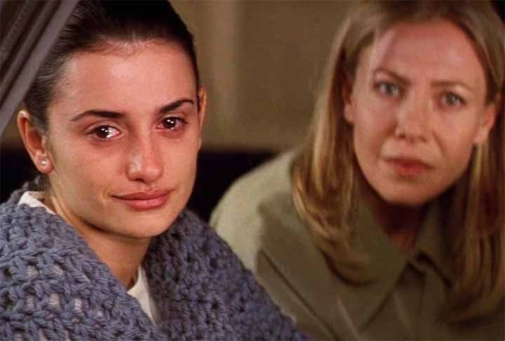 Outra característica distintiva da obra do diretor são as chamadas mulheres, ou musas, de Almodóvar. A expressão faz referência às atrizes com as quais o cineasta trabalhou em diversas produções. 
 Reprodução: Flipar