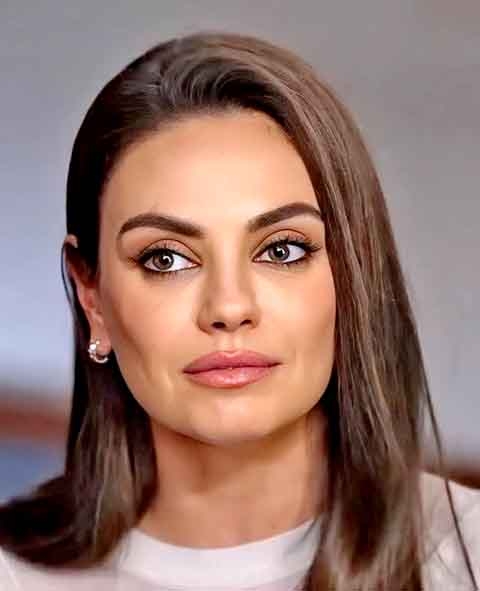 Paralelamente, Mila se destacou no universo da animação como a voz de Meg Griffin na série “Family Guy”, um papel que mantém até hoje.
 Reprodução: Flipar