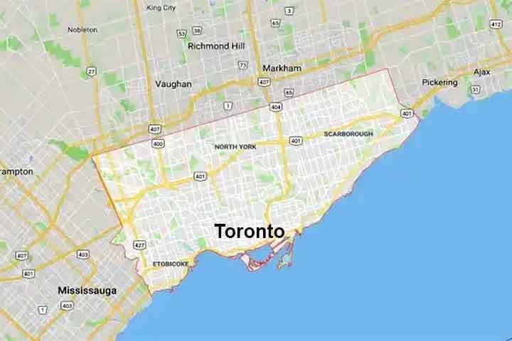 Toronto tem 630 km², sendo a maior cidade do Canadá em extensão urbana. Seu crescimento ocorreu rapidamente ao longo do século XX, tornando-se um dos principais centros metropolitanos da América do Norte. Reprodução: Flipar