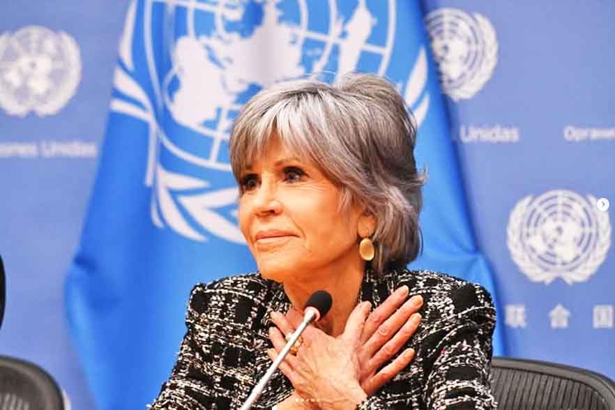 Em seu discurso, Jane Fonda não se furtou a fazer considerações sobre temas políticos, uma marca de sua trajetória de ativista por direitos humanos desde os anos 1970.
 Reprodução: Flipar