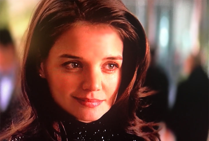 Katie Holmes interpretou Rachel Dawes em Batman Begins (2005). No entanto, ela não quis dar sequência porque estava mais focada em fazer filmes de comédia.  Reprodução: Flipar