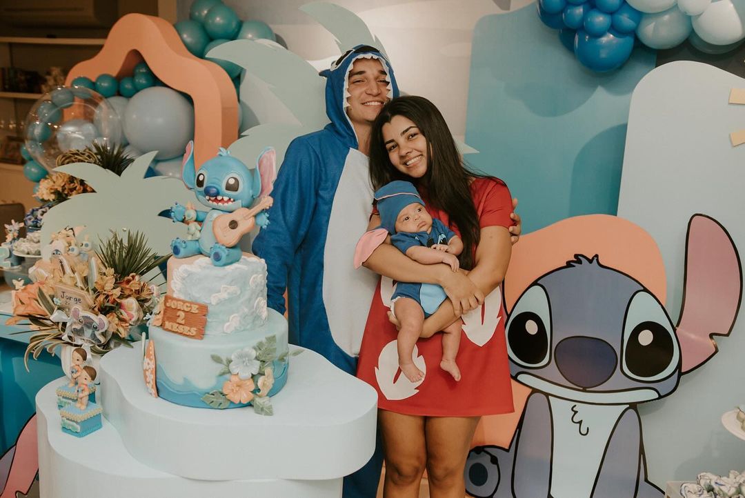 João Gomes se veste de Stitch para comemorar 2 meses do filho Reprodução/Instagram - 17.03.2024