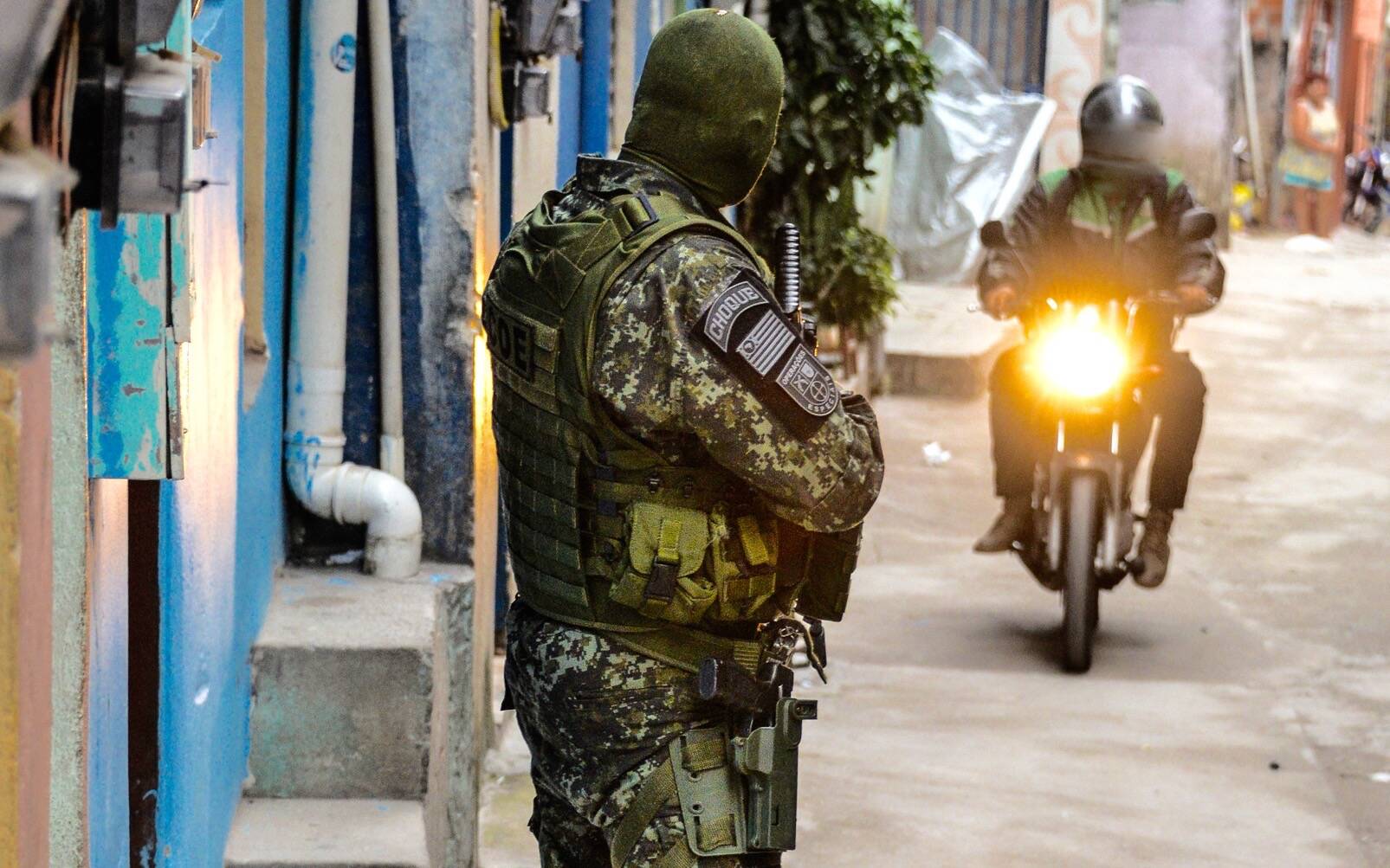 COE - Comandos e Operações Especiais - Patrulhamento na Operação Heliópolis. Foto: Major PM Luis Augusto Pacheco Ambar