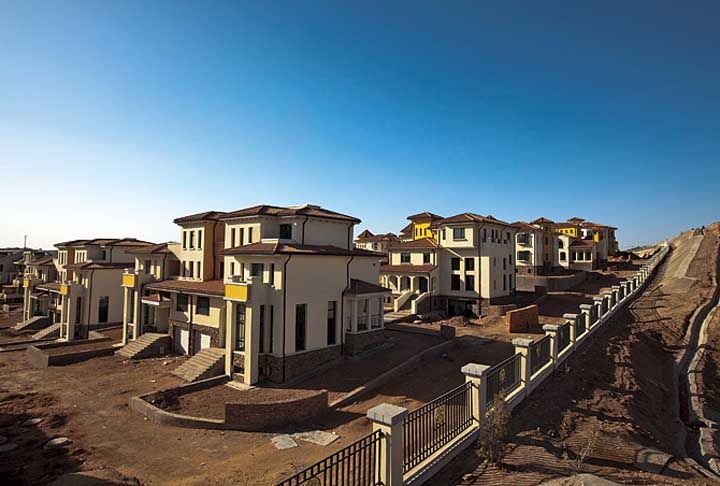 O plano original era que essa cidade fosse para 1 milhão de pessoas, mas agora só tem mais ou menos 153 mil pessoas vivendo por lá.  Reprodução: Flipar