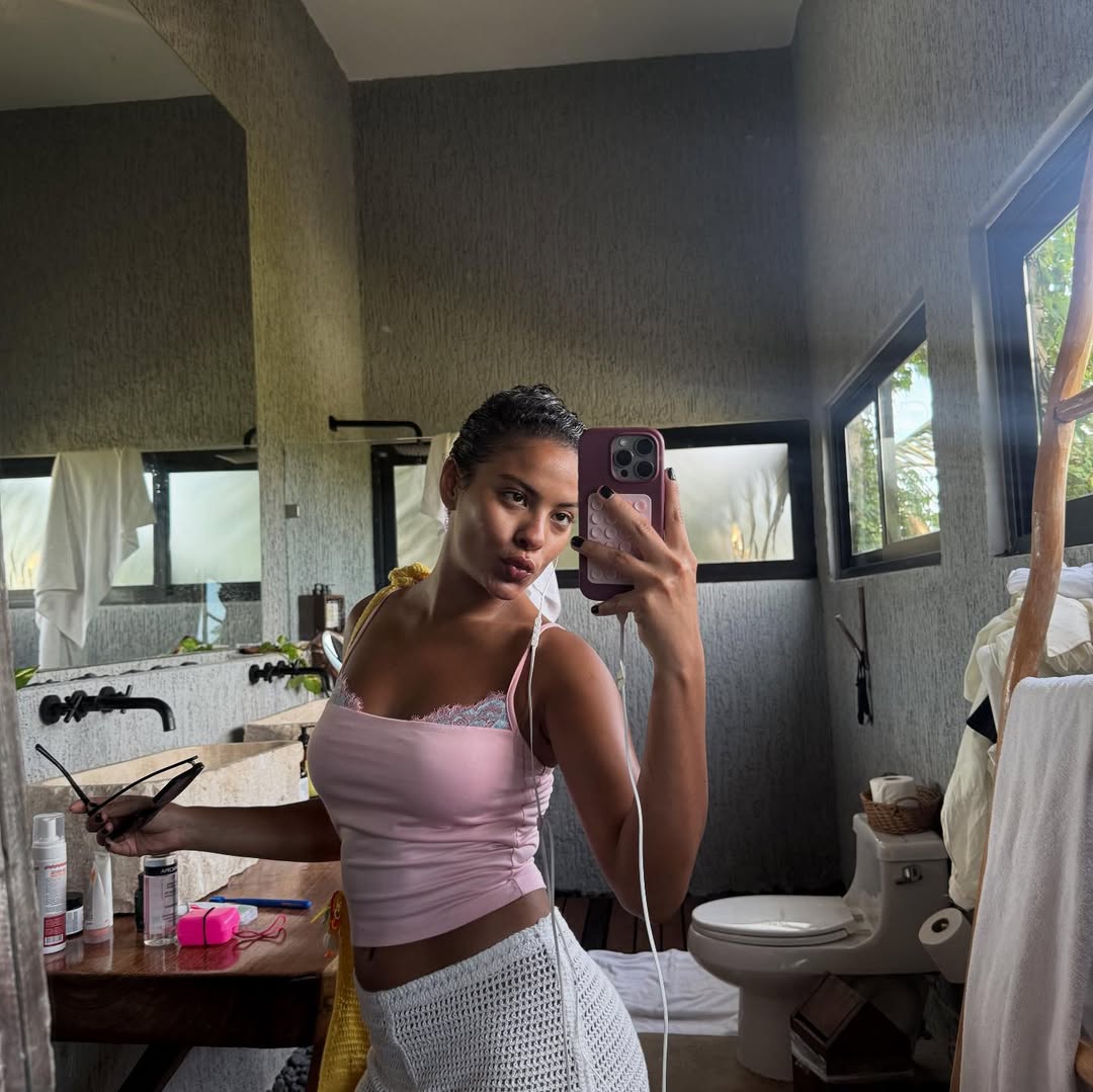 Bella Campos publica foto de biquíni nas férias: "Feliz no simples". Foto: Instagram