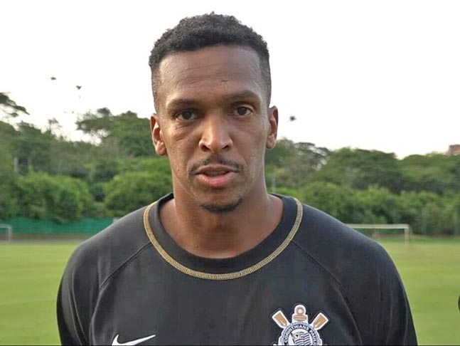 Jô, que se aposentou do futebol, engravidou a amante, a influencer Maiára Quiderolly. A notícia vazou em junho do ano passado. Na época, o ídolo de Corinthians e Atlético-MG estava casado com Claudia Silva. Eles se separaram e depois reataram.