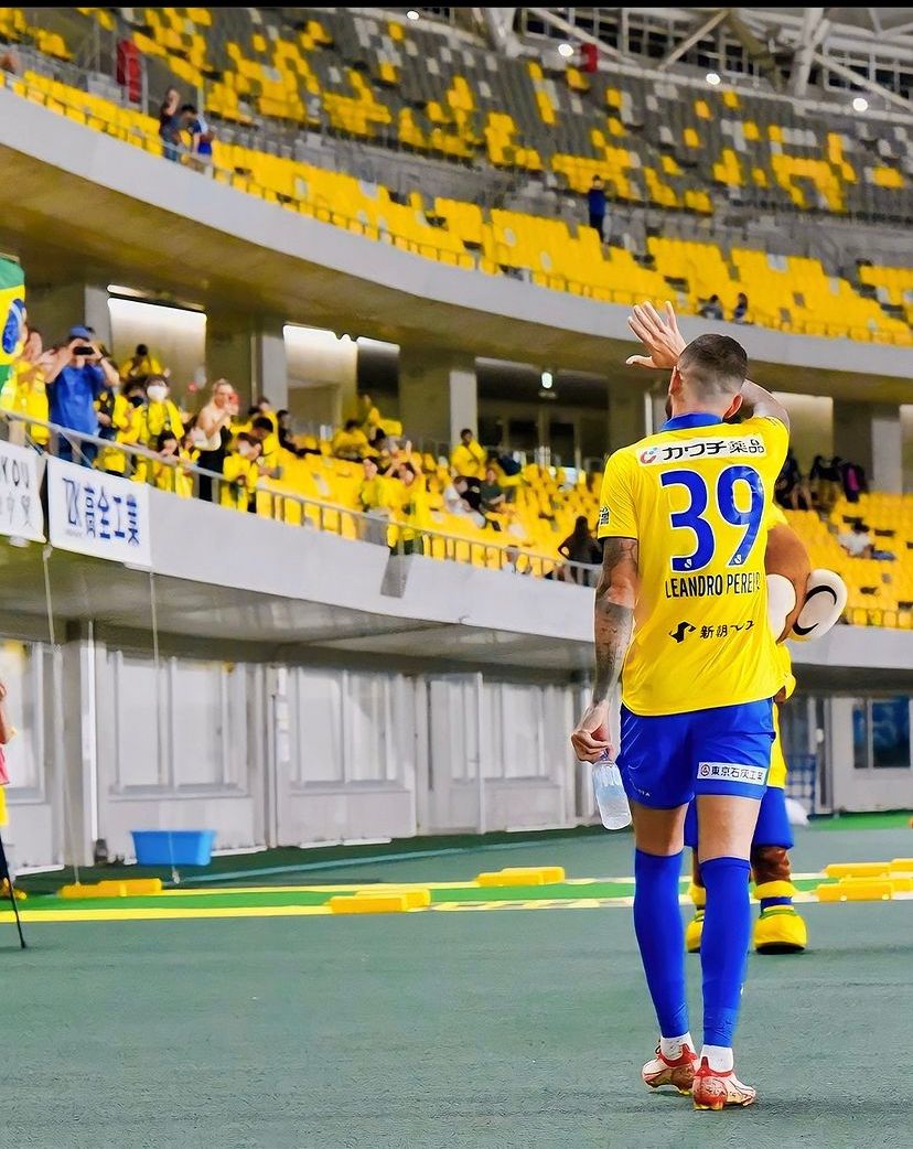 Atacante Leandro Pereira conquista o 15° campeonato iraniano pelo  Persepolis FC. - Hojemais de Três Lagoas MS