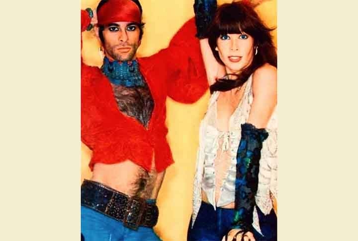 Entre as amizades que Ney Matogrosso construiu no universo musical, uma especial foi com Rita Lee, a Rainha do Rock brasileiro que morreu em 2023. O cantor revelou até que foi o responsável por apresentar a artista ao futuro marido Roberto Carvalho. 
 Reprodução: Flipar
