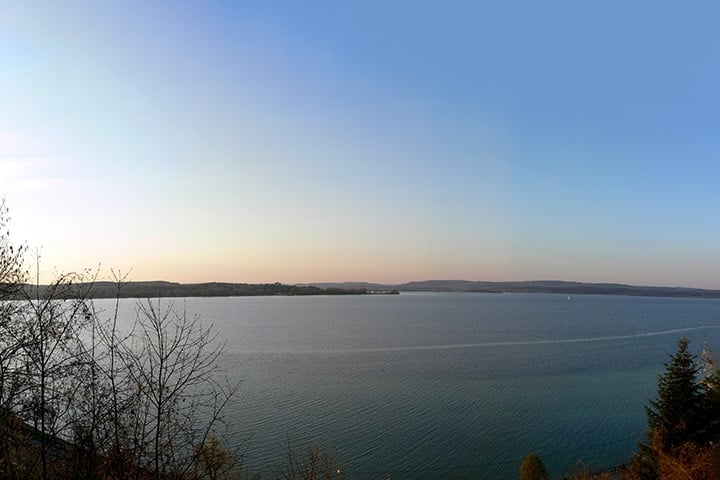O Lago de Constança, conhecido na Alemanha como Bodensee, é um dos maiores e mais impressionantes corpos de água doce da Europa Central. Reprodução: Flipar