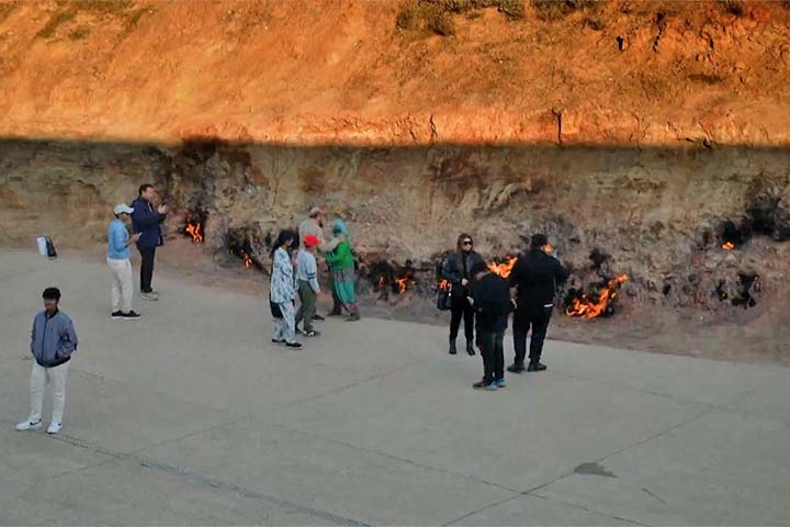 Um fenômeno impressionante que acontece em uma montanha do Azerbaijão chamou a atenção durante a exibição do programa Globo Repórter, da TV Globo. Reprodução: Flipar