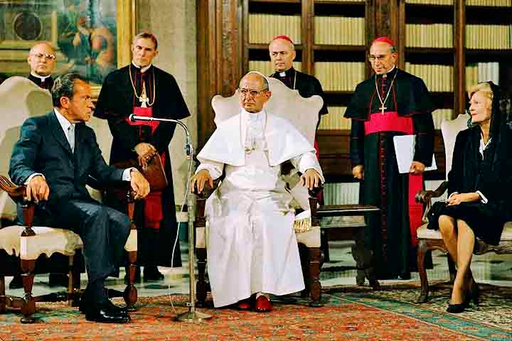 O papado de Paulo VI ficou marcado pela continuidade do trabalho do antecessor João XIII, estreitando as relações da Igreja Católica com ortodoxos, anglicanos e protestantes.
 Reprodução: Flipar