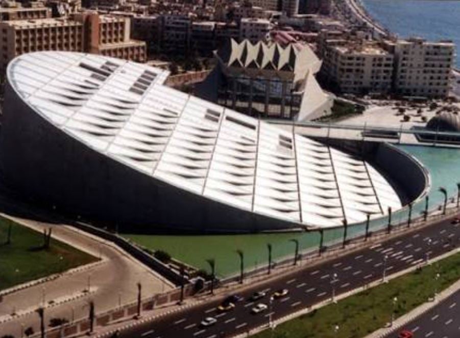 Bibliotheca Alexandrina, Egito - fundada em 2002