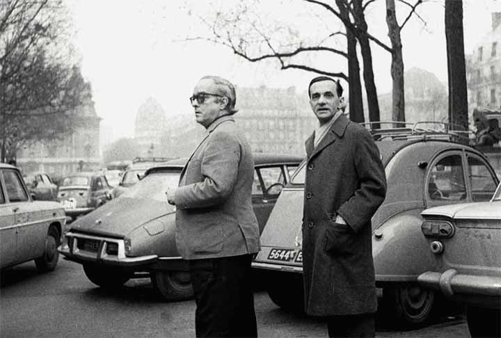 Nos anos 40, já consolidado na poesia e com trabalhos como jornalista e crítico de cinema, Vinicius de Moraes ingressou no Itamaraty, iniciando uma carreira diplomática que o levaria a viver em diversas cidades do exterior, como Los Angeles, Paris e Roma. 
 Reprodução: Flipar