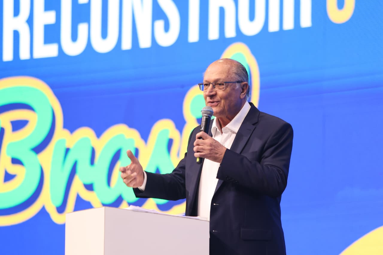 O vice-presidente da República, Geraldo Alckmin, no Salão do Turismo 2025. Foto: MTUR