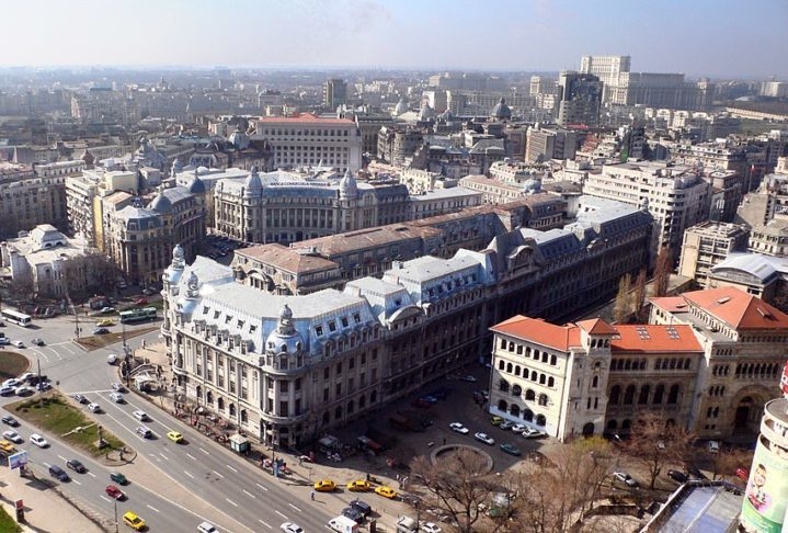 17) Bucareste (Romênia), 55 pontos: A cativante capital da Romênia, mescla o antigo com o moderno. O Palácio do Parlamento e as igrejas ornamentadas são símbolos da cidade. Reprodução: Flipar