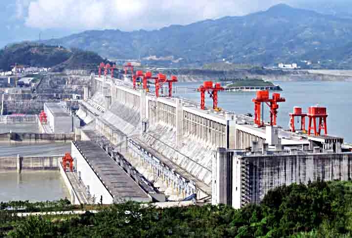 Usina de Três Gargantas (China): Localizada no rio Yangtze, na China, essa é a maior usina hidrelétrica do mundo em capacidade instalada, com impressionantes 22.500 MW de potência. Reprodução: Flipar