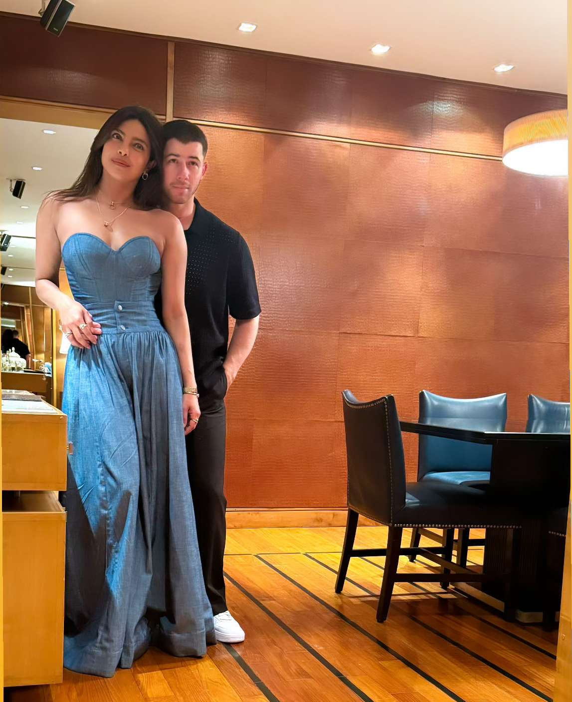 Priyanka Chopra e o marido, Nick Jonas, na Índia para casamento de herdeiro bilionário Reprodução/Instagram