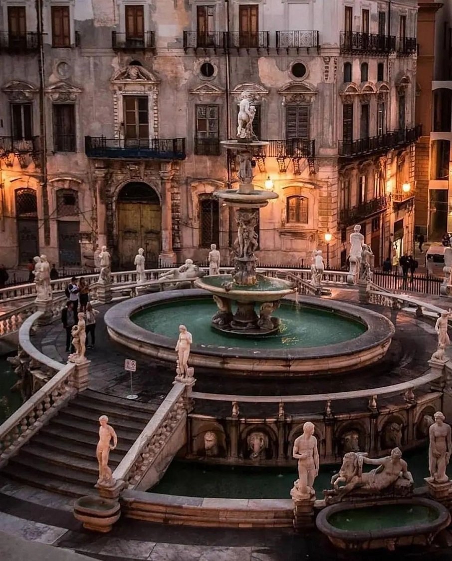 A Fontana Pretoria em Sicília, na Itália, também conhecida como "Fonte da Vergonha".. Foto: Reprodução/Instagram @ancient.scientist 14.12.2022