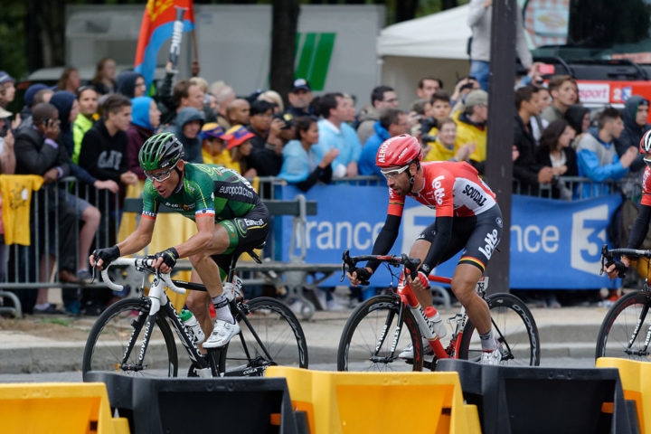 A competição dura 22 dias, com 2 dias de descanso. As equipes competem entre si, com cada equipe composta por 8 ciclistas. Reprodução: Flipar