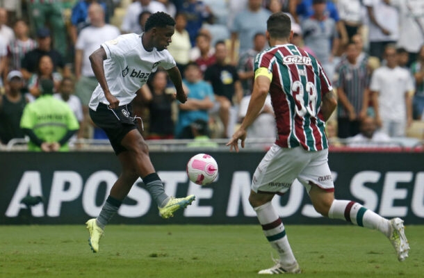 33ª rodada do Campeonato Brasileiro de 2022: Fluminense 2 x 2 Botafogo, no Maracanã - Gols: Ganso e Matheus Martins (FLU)
