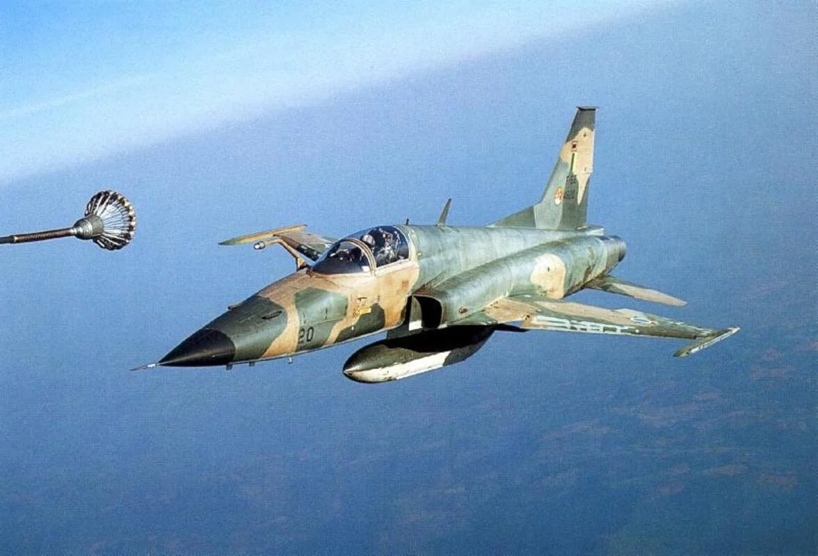 A ideia é que aos poucos o Gripen substitua os F-5M, caças americanos que estão em serviço no Brasil desde 1975 e estavam em processo de modernização pela Embraer até 2020. Reprodução: Flipar