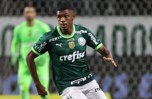 Luis Guilherme - Uma das promessas da vitoriosa categoria de base do Palmeiras, recebeu as primeiras oportunidades de Abel Ferreira neste ano. O Brasileirão é seu primeiro título como atleta profissional. - Foto: Cesar Greco/Palmeiras