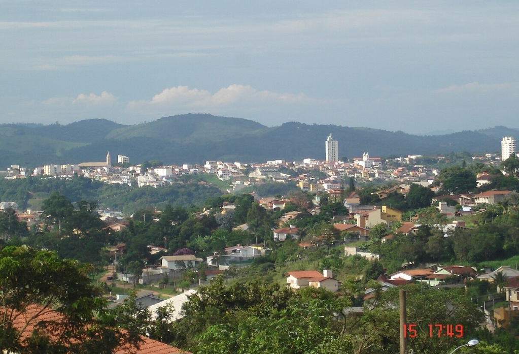 Atibaia, em São Paulo, é reconhecida por sua alta qualidade de vida, segurança e infraestrutura voltada para a terceira idade, com clima agradável e natureza. Reprodução: Flipar