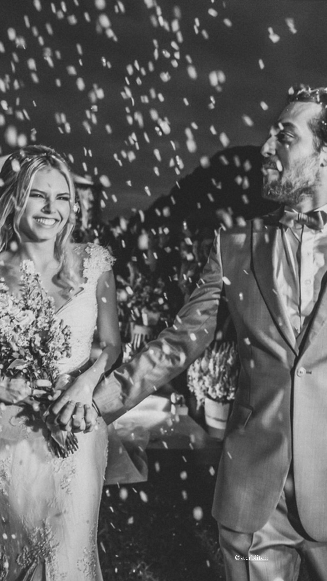 Louise D' Tuani e Eduardo Sterblitch se casaram há nove anos Reprodução/Instagram