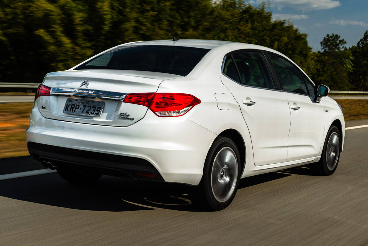 Citroën C4 Lounge 2017. Foto: Divulgação/Citroën