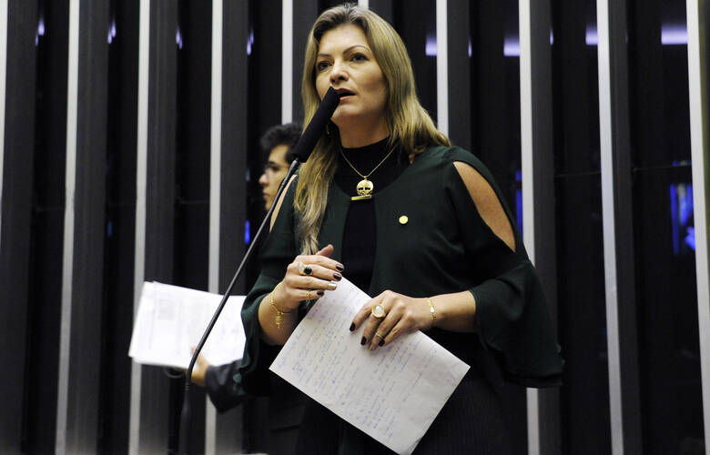 Aline Sleutjes (PSL-PR) - 52 faltas justificadas e 0 faltas não justificadas. Foto: Divulgação