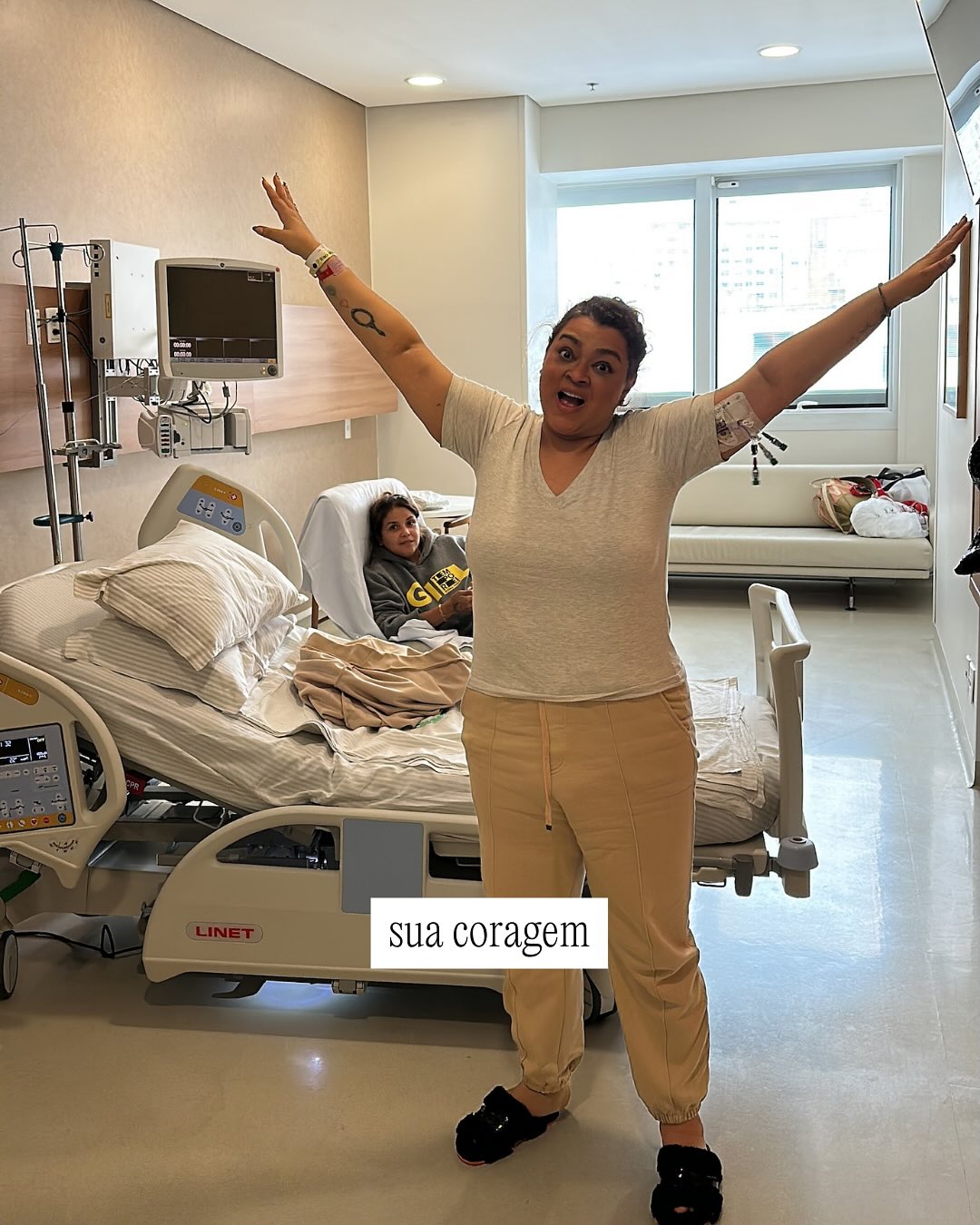 Preta Gil no hospital. Foto: Reprodução Instagram @belagil