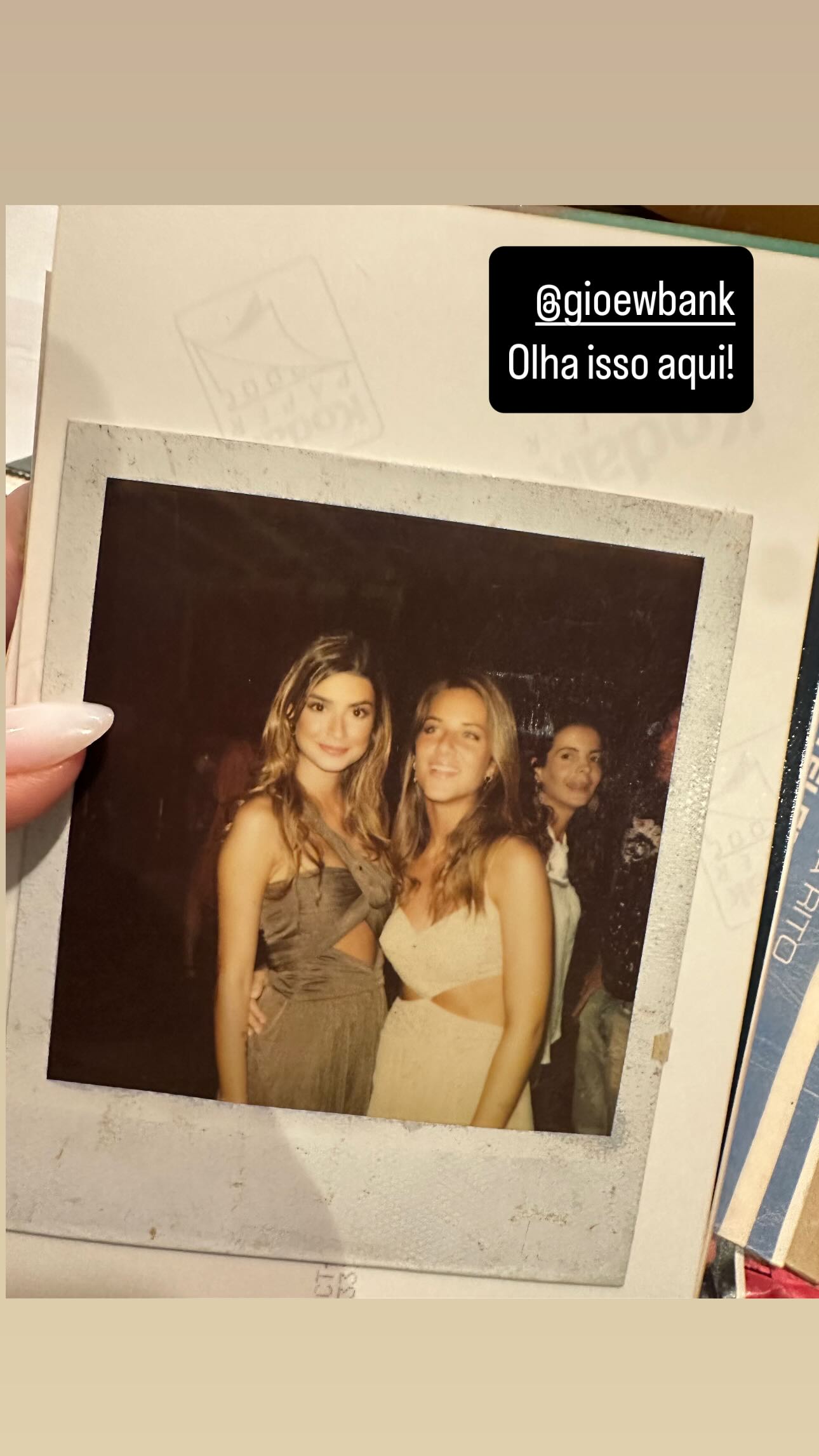 Thaila Ayala compartilha fotos antigas com famosas e relembra amizades. Foto: Instagram