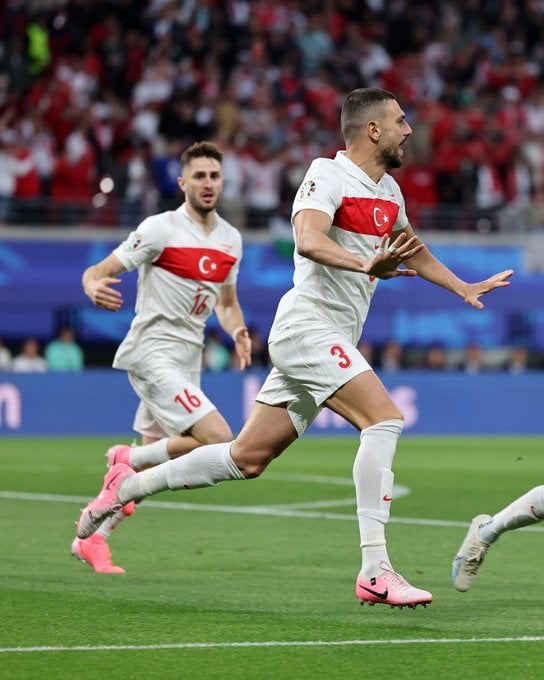 Áustria x Turquia (Foto: X/Uefa Euro 2024)