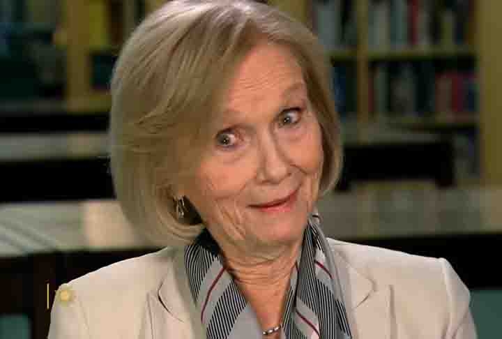 Nascida em Newark, cidade localizada no estado de Nova Jersey, a atriz estudou numa universidade do estado de Ohio. 
 Reprodução: Flipar