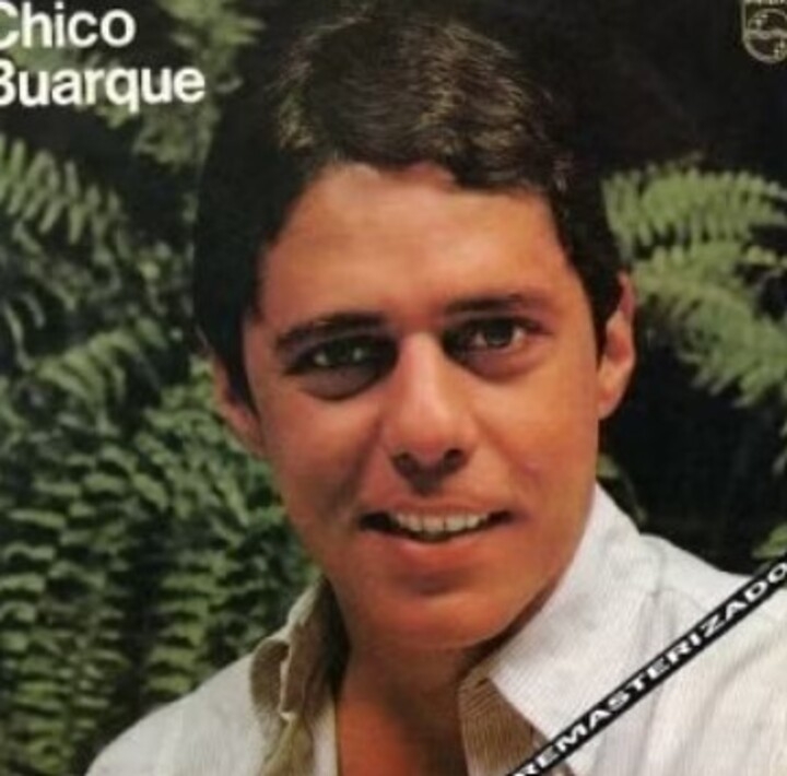 Na ação, Chico e Gil alegavam que não autorizaram as modificações na canção, composta no início dos anos 1970 com críticas, recheadas de metáforas, à ditadura militar então vigente no Brasil. A música foi lançada no álbum de Chico Buarque de 1978 (foto).
 Reprodução: Flipar