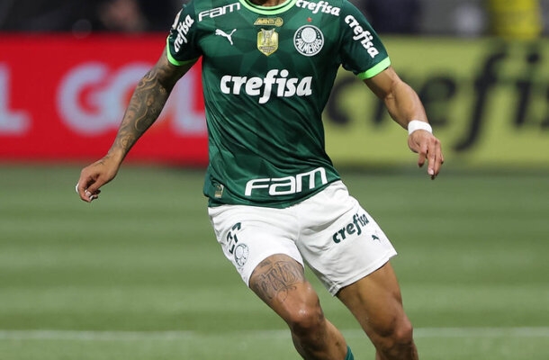 RICHARD RÍOS - Um pouco mais discreto do que Zé Rafael, mas fazendo um bom trabalho na defesa e na criação. Uma finalização sua quase resultou em gol. NOTA 7,0 - Foto: Cesar Greco/Palmeiras