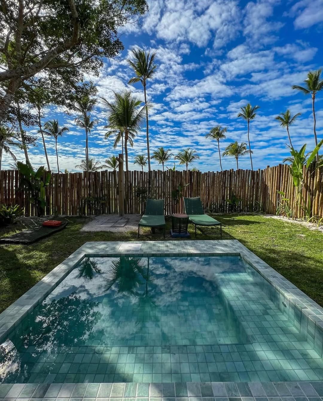 Reserva Jacumã, hotel boutique localizado na Praia de Jacumã. Foto: Reprodução/ Instagram @reservajacumaboutique