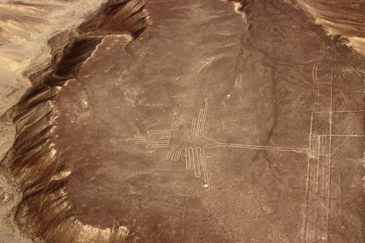 A arqueóloga alemã Maria Reiche dedicou décadas de sua vida ao estudo das Linhas de Nazca, defendendo que elas tinham um significado cosmológico. Reprodução: Flipar