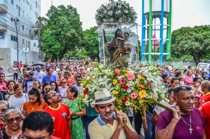 As festividades religiosas também têm destaque, como a tradicional Festa de São José, padroeiro da cidade, celebrada com grande devoção. Reprodução: Flipar