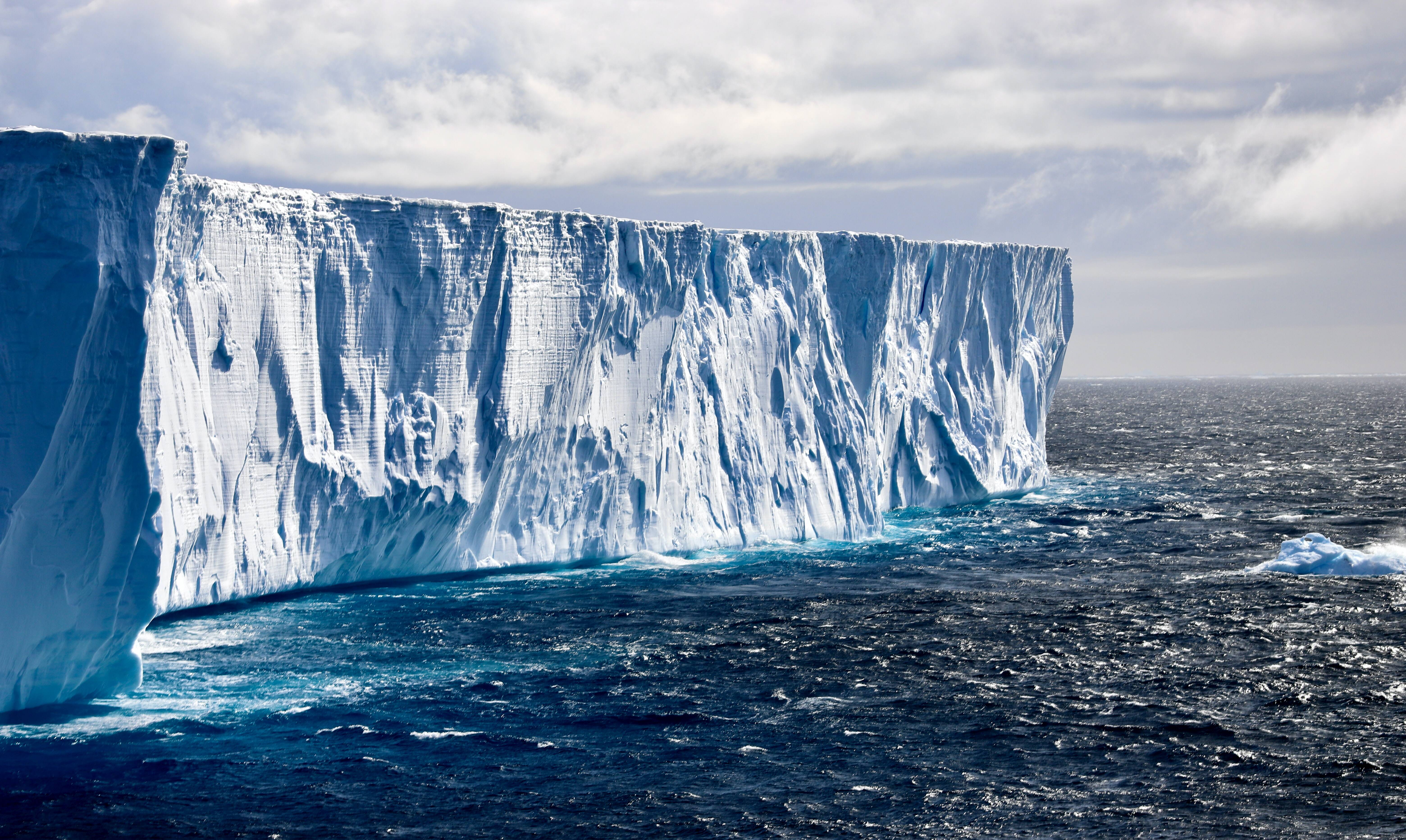 Antartida. Foto: 66 north / unsplash