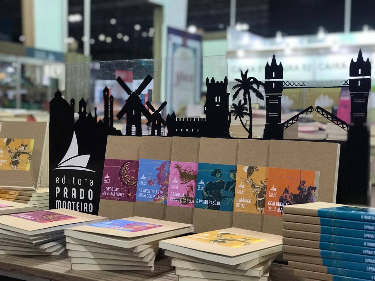 Atores de Bom Sucesso gravam cenas na Bienal do Livro do Rio. Foto: Divulgação / Rede Globo