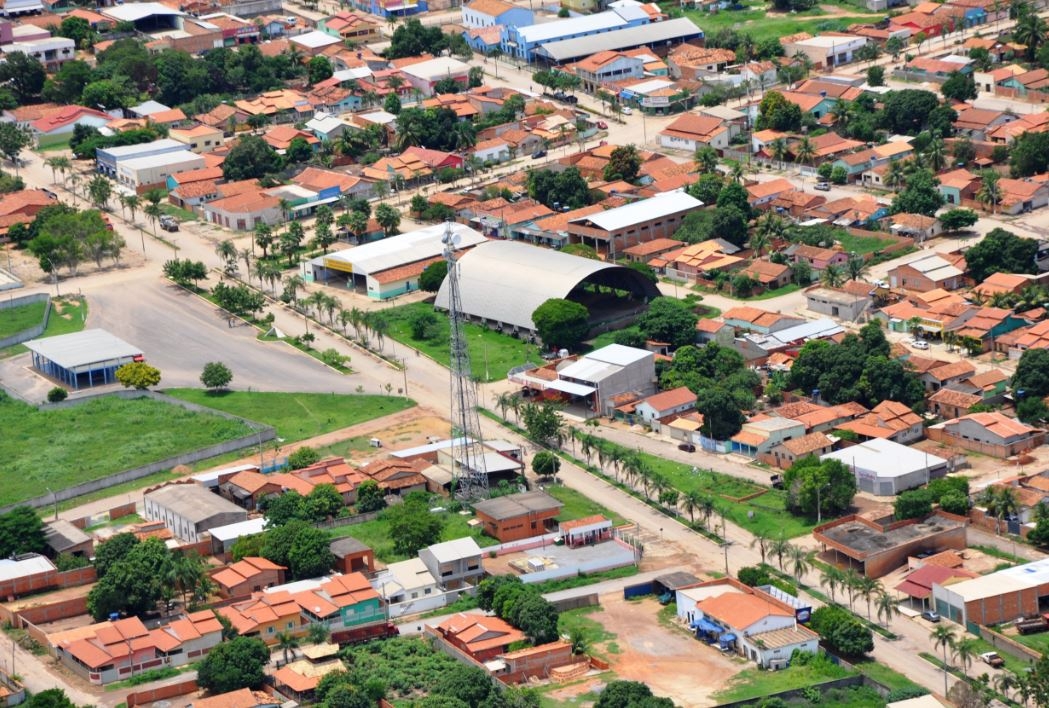 Combinado (Tocantins) - Cidade com 4.900 habitantes numa área de 209 km2, a 383m de altitude e 351 km da capital Palmas. Reprodução: Flipar