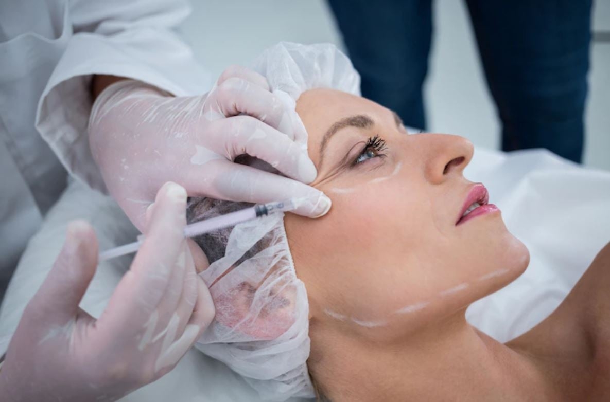 A Harmonização facial vem seguindo firme como um tratamento que conquistou a preferência de vários famosos. Veja alguns que se submeteram à técnica de embelezamento que tem como objetivo suavizar as linhas do rosto.  Reprodução: Flipar